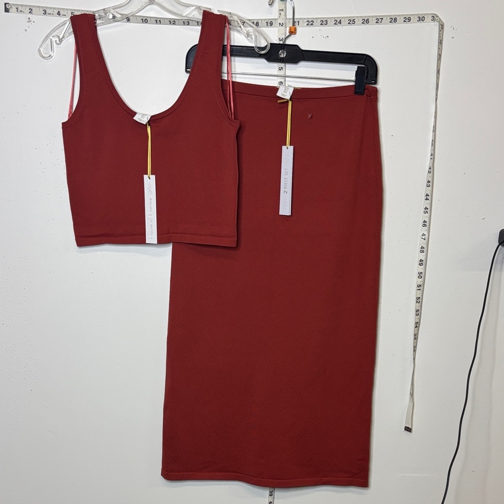 House of Harlow Elegant Red Women's Skirt Set